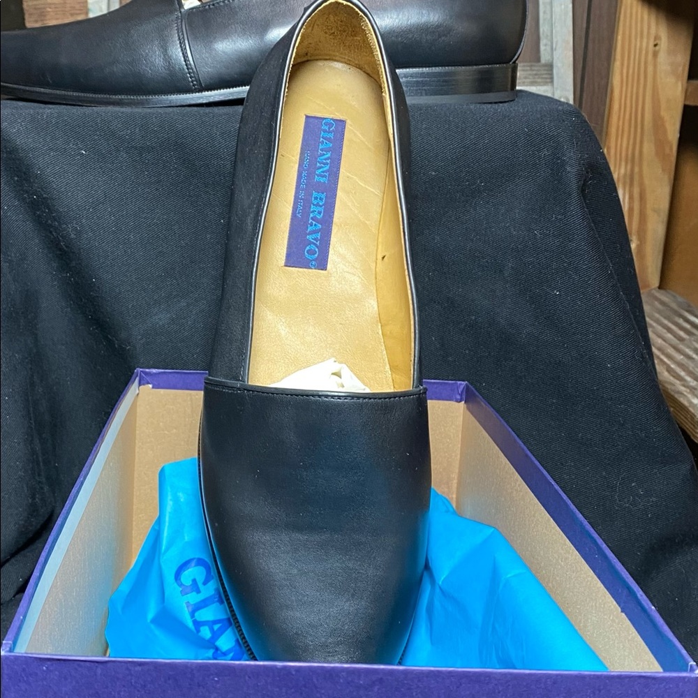 Slip On - Picture 6 of 6